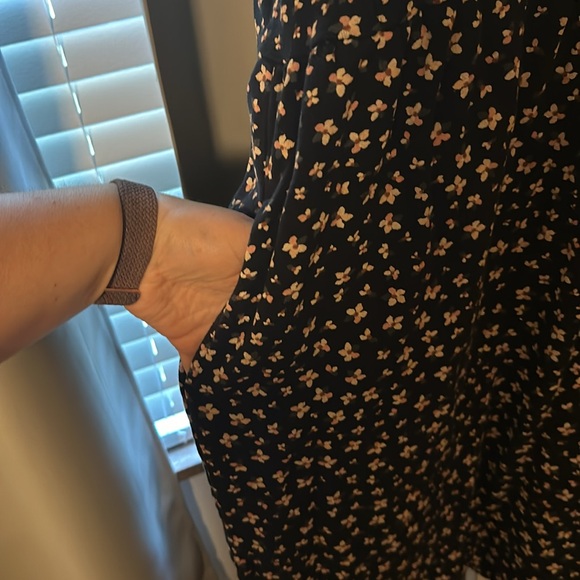 Loft Short Sleeve Cotton Casual Dress - Picture 3 of 5